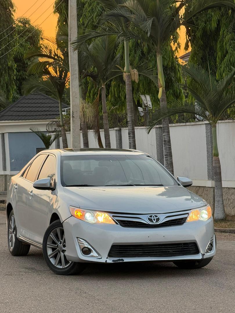 Toyota Camry - image 1
