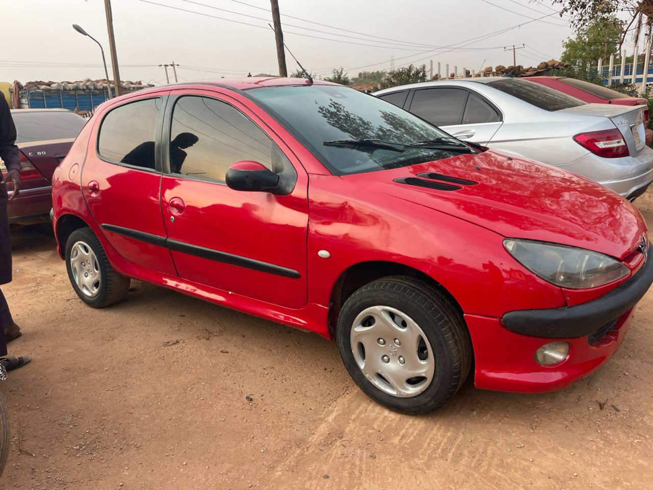 Peugeot 206 - image 1